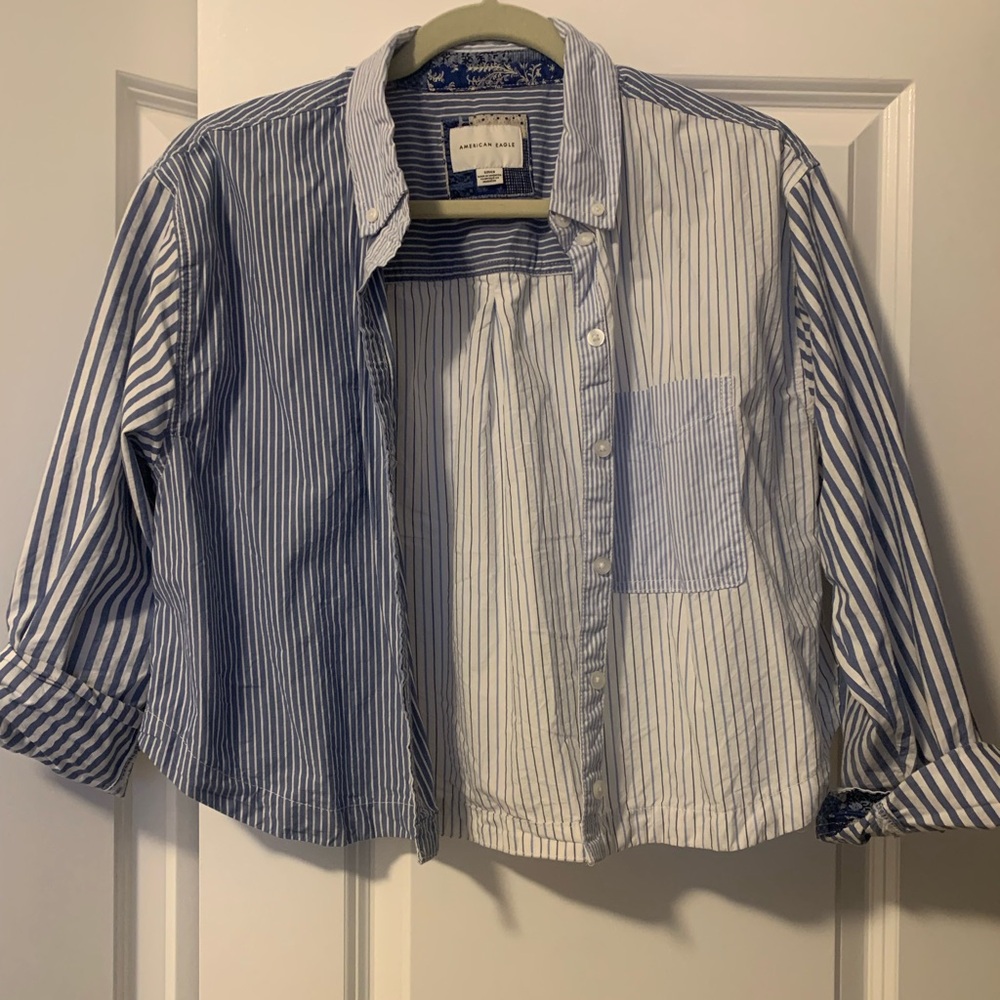 American Eagle Outfitters Blue and White Striped Button Down Shirt